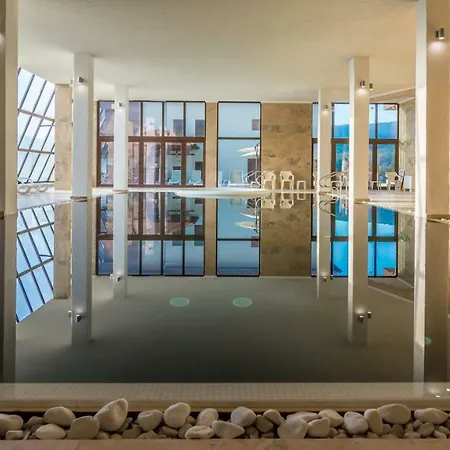 Хотел комплекс каталина