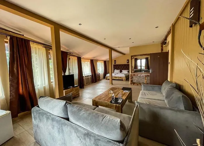 Complex Katalina فندق تسيغوف تشارك